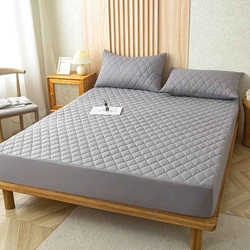 Anqianny Waterproof Mattress Protector – Breathable, Anti-Dust Mite & Bacteria-Resistant